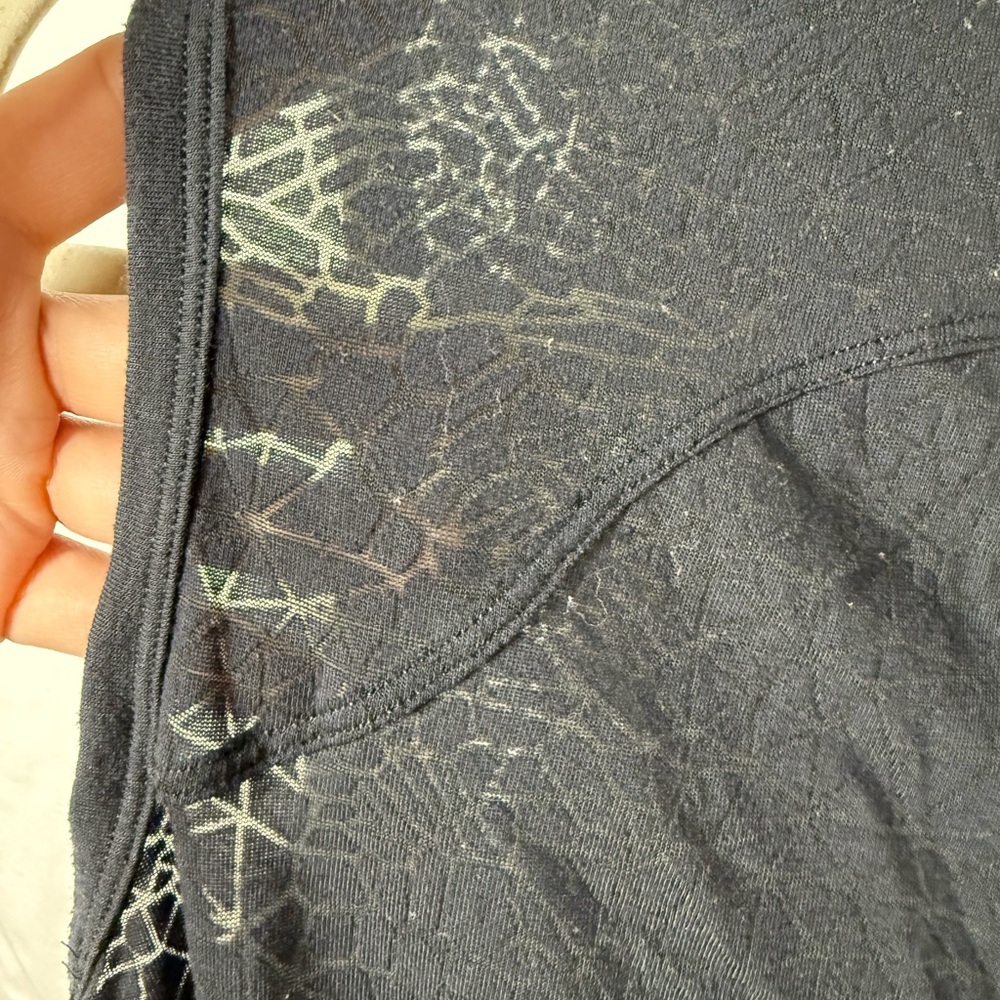 Lululemon Black Ruched Drawstring Tank Top Size 2 - Picture 4 of 4